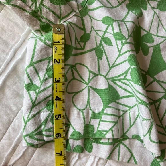 2/$30 Talbots Shorts Stretch Green and White Floral SZ 14 - Picture 9 of 13
